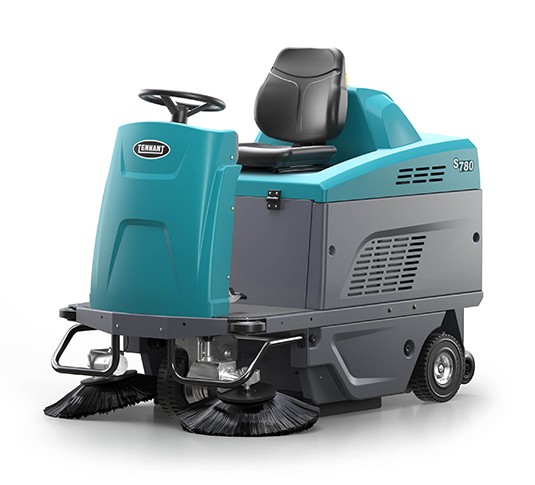 S780 Compact Battery Ride-On Sweeper alt 6
